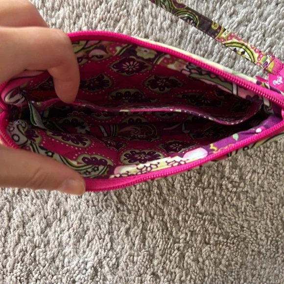 Vera Bradley wristlet - Picture 2 of 2